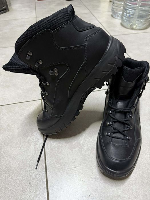 Мъжки зимни обувки LOWA