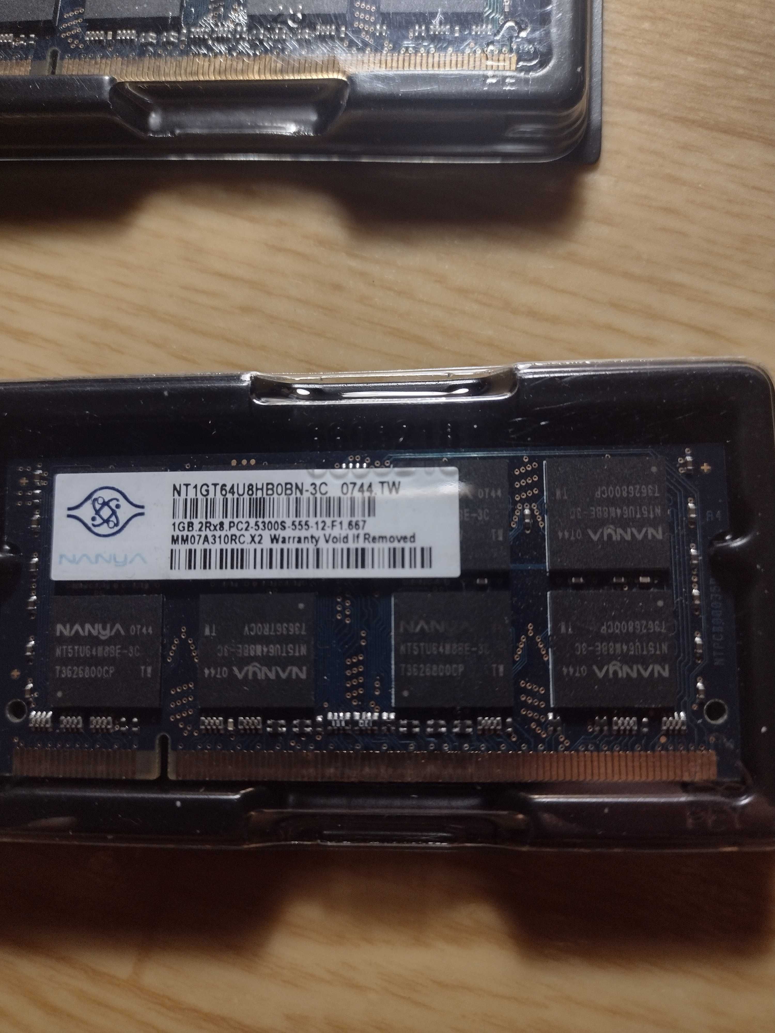 2x 1GB pc5300 DDR2 667MHz RAM за лаптоп