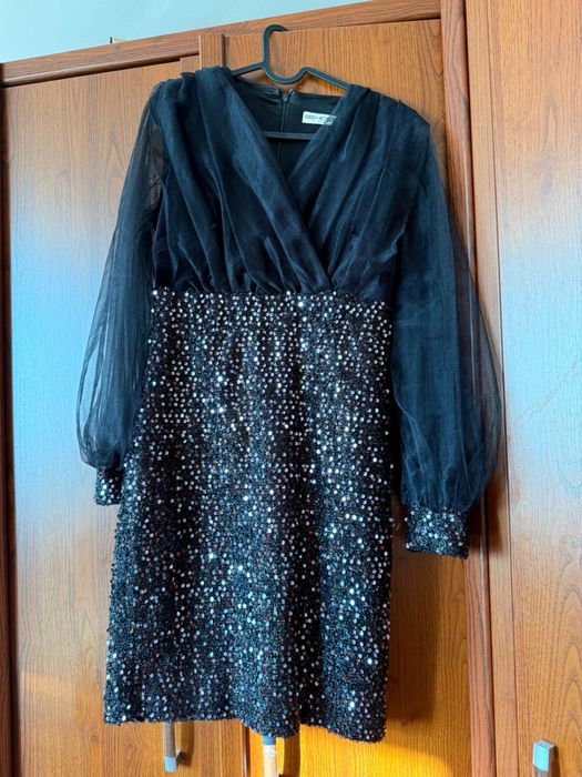 Вечернее платье мини в хорошем состоянии