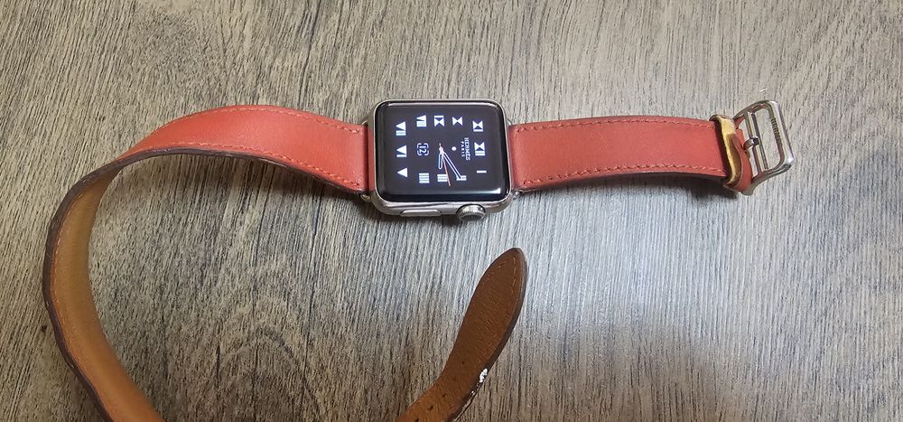 Hermes apple watch seria 4.3 capacitate 6 g