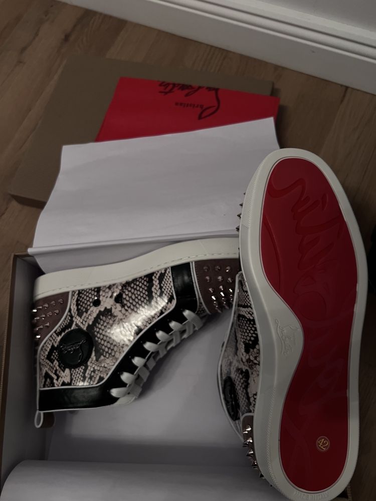 Christian louboutin Premium !!