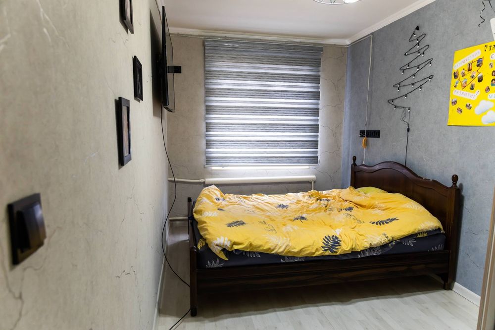 Продам 2/5/5 балкон 2х6м. Океан, школа 160