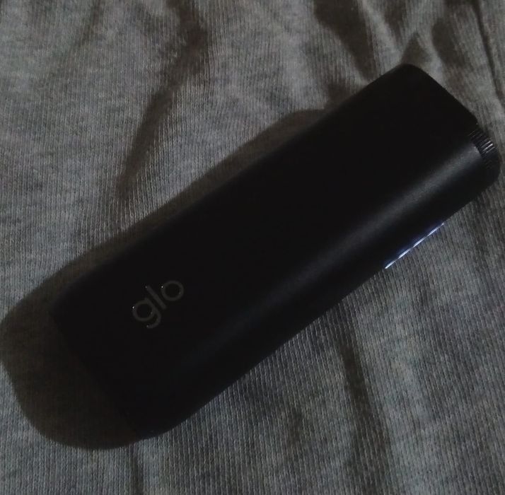 Vand glo hyper black