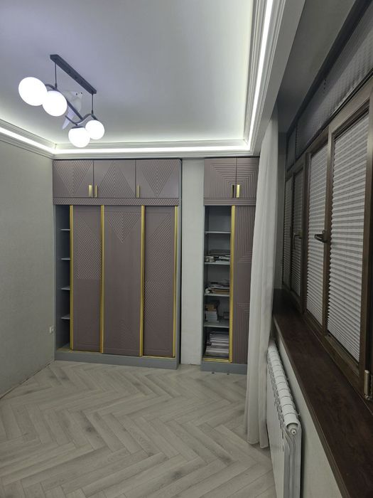 Юнусабад 6 4/3/4 пер 5 комнатнаю ор конечка