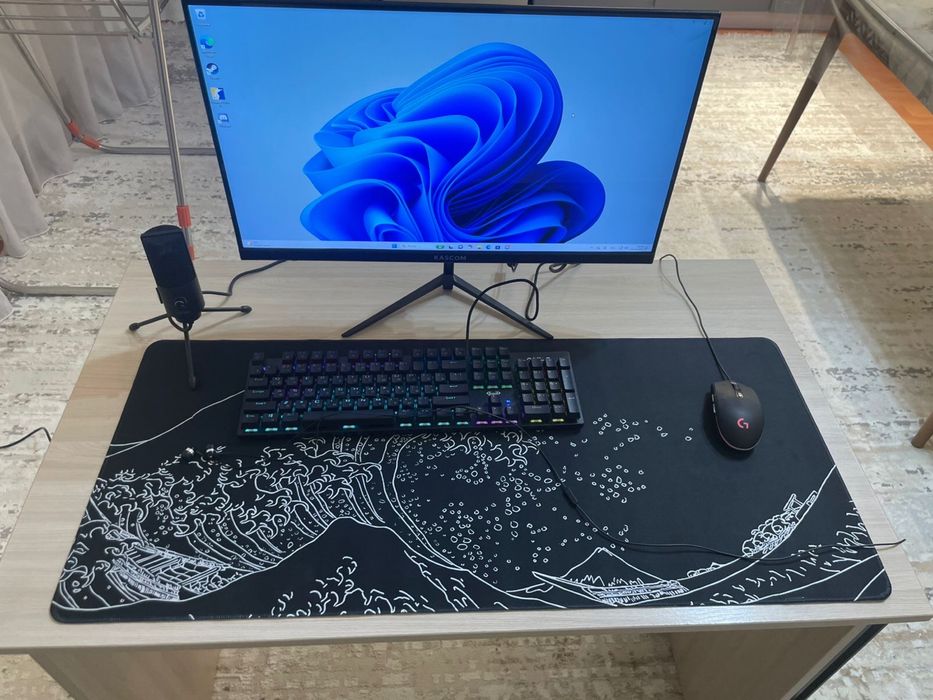 Продам игровой компьютер, полный комплект.