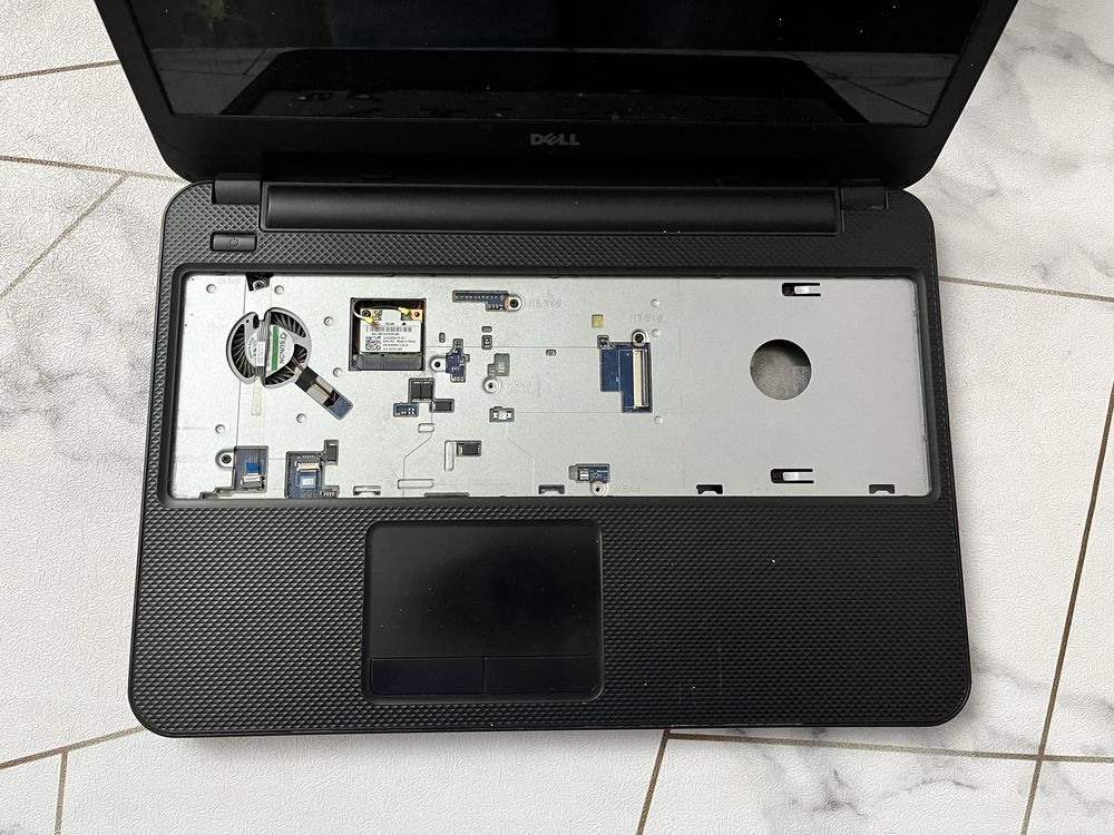 Ноутбук dell 3521 на запчасти