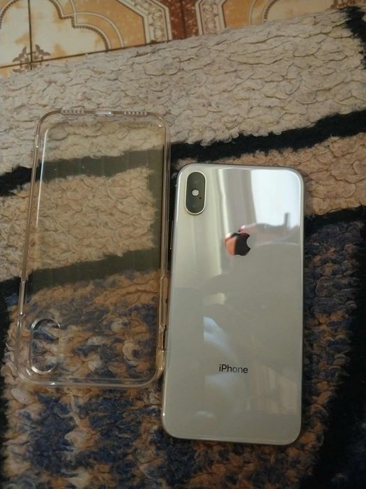 Vând IPhone X ca nou