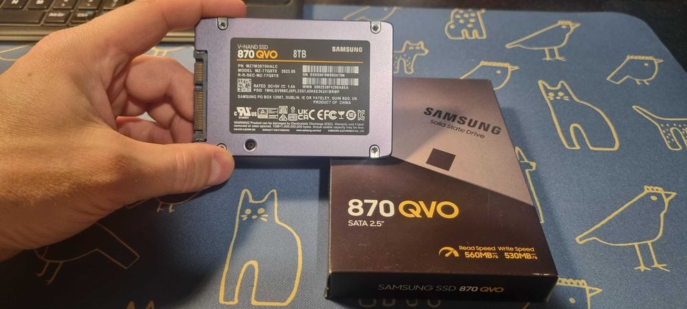 SSD SAMSUNG 870 QVO 8TB - 1900 lei