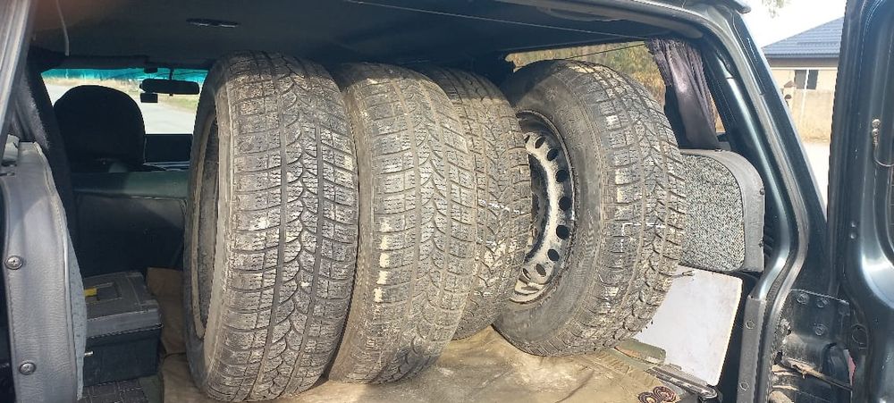 Шины зимние 15 размер с диском