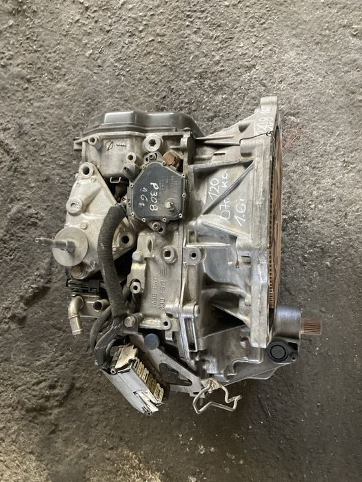 Peugeot 308 1.6 i 120кс 2007 година avtomat Скоростна кутия с хидро