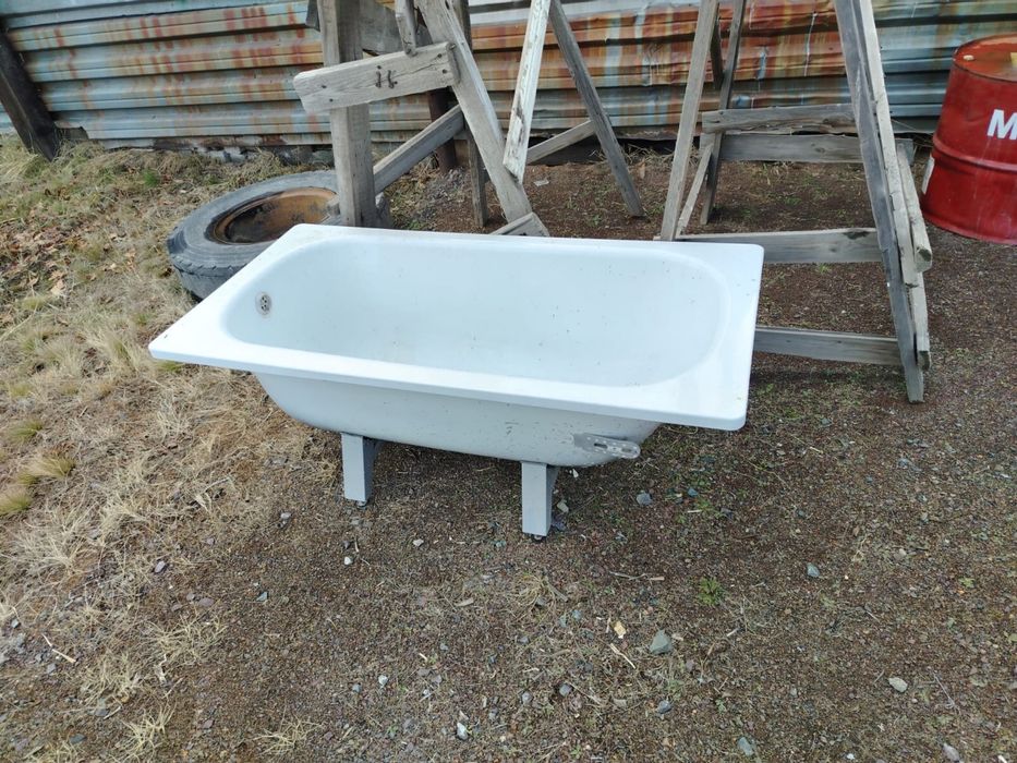 Продам ванну метал