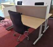 Vand birou 160x80 din lemn cu picioare de metal