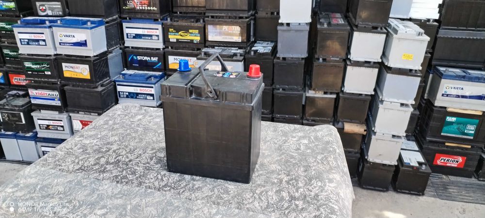 Акумулатор 40 ач ляв плюс, гаранция и доставка, азиатски стандарт