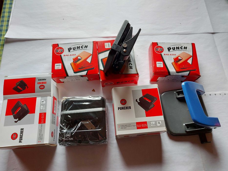 Perforatoare noi, buc = 6,  ( 3 modele)