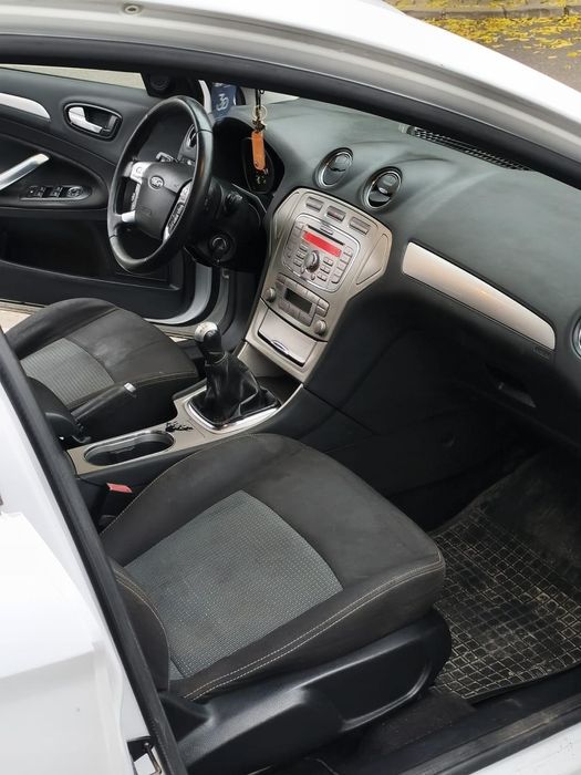 Vând sau schimb Ford mk4