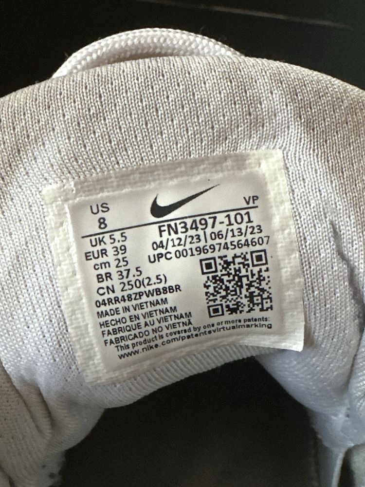 Nike air uptempo