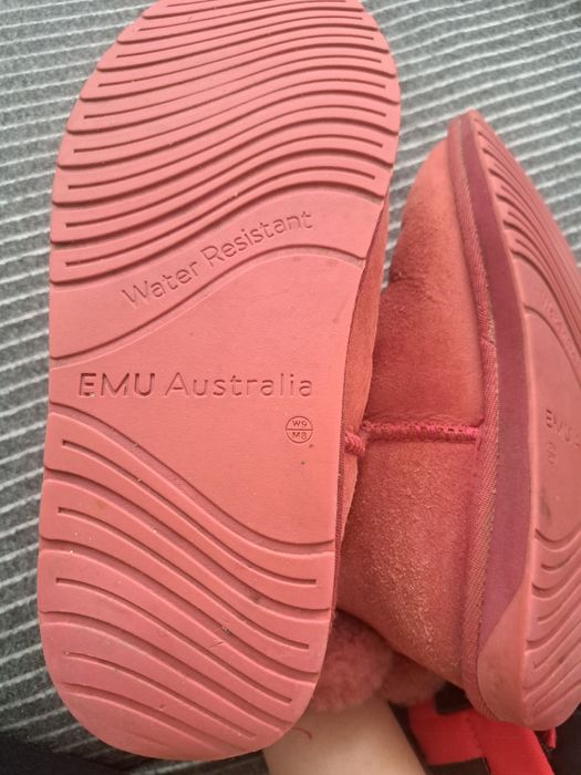 Ugg uri emu australia