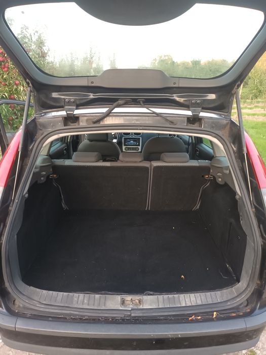 Ford focus a 2007 1.6 benzina
