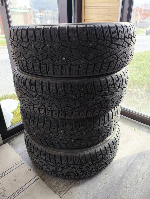 Зимние шипованные шины Nokian Tyres 185/70/R14