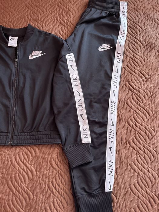 Детски спортен комплект Nike