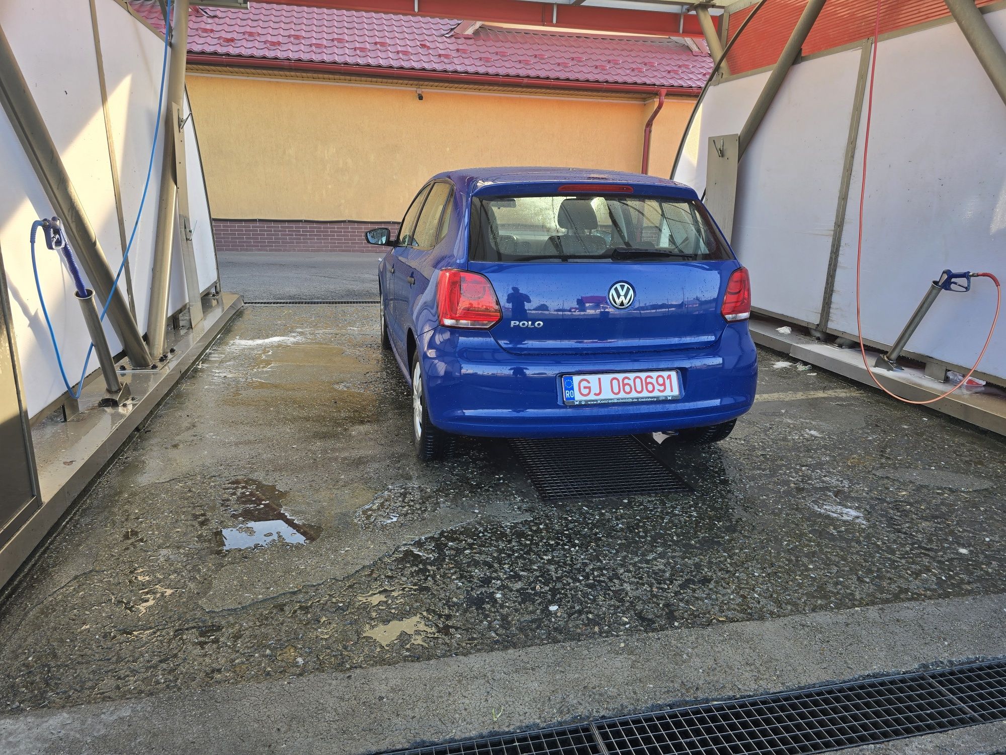 Vand vw polo 6r 1.2 benzina