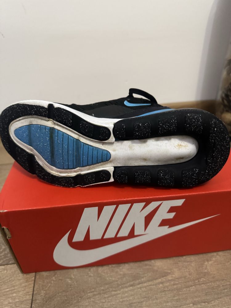 Маратонки NIKE AIR MAX 270 GS