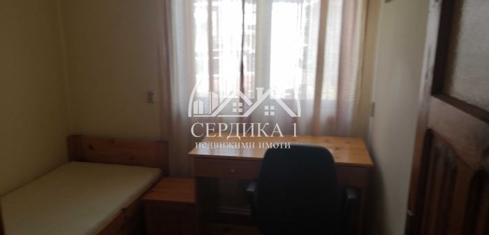 Етаж от къща в Благоевград-Център