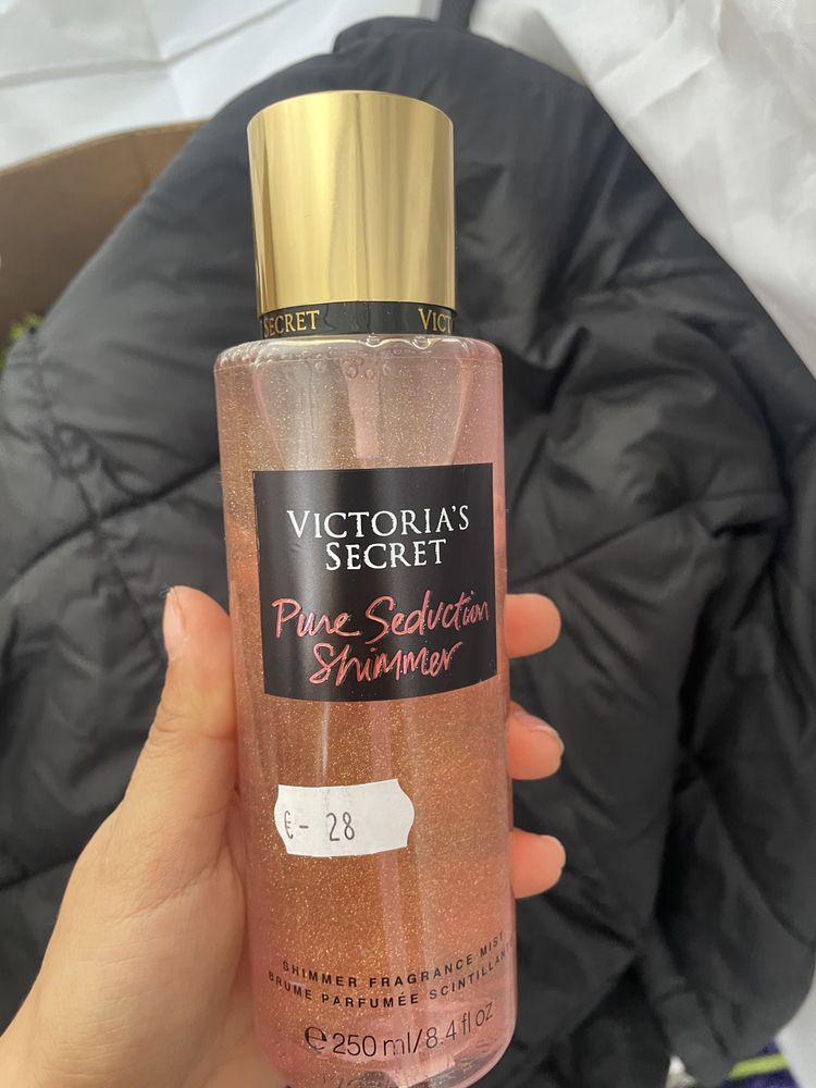 body spray uri victoria’s secret