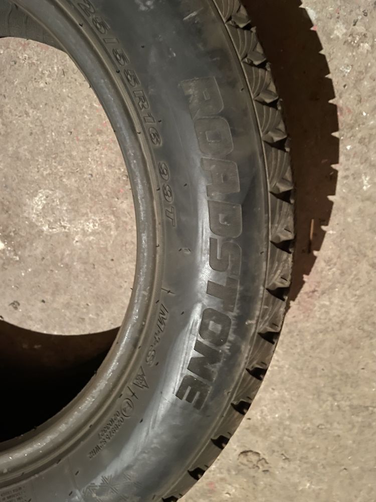 зимние шины ROADSTON 225/55/R16.