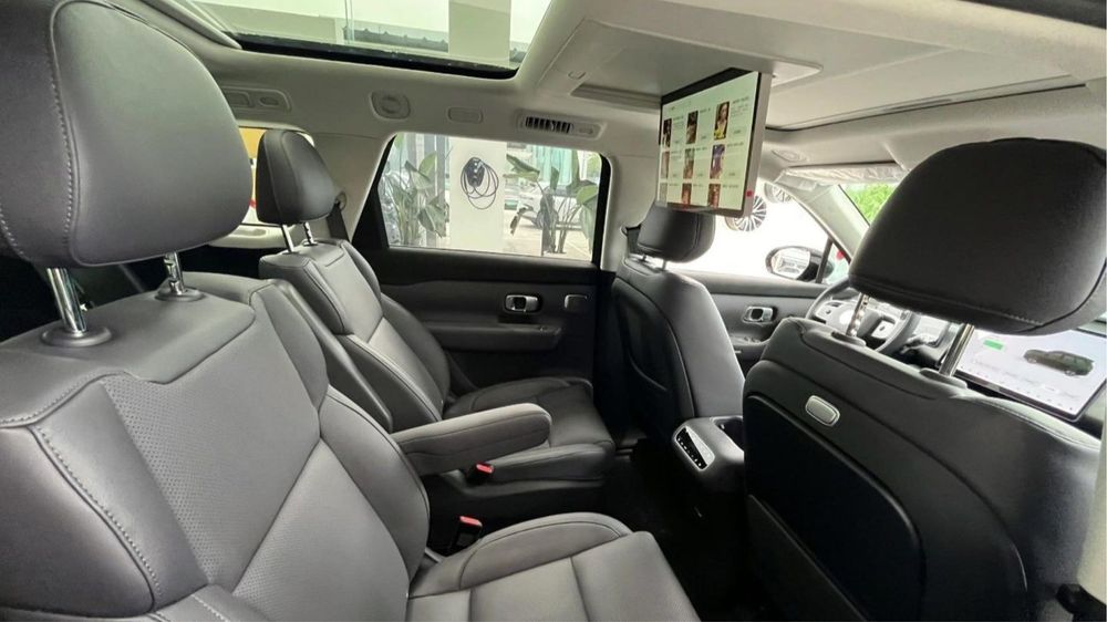 Leapmotor C16 280  restyling hybrid