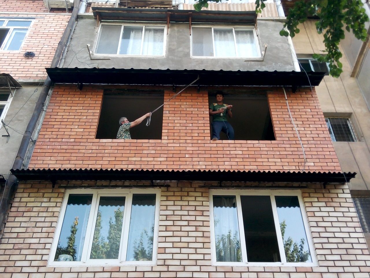 Кладка балкона . Утепление.
