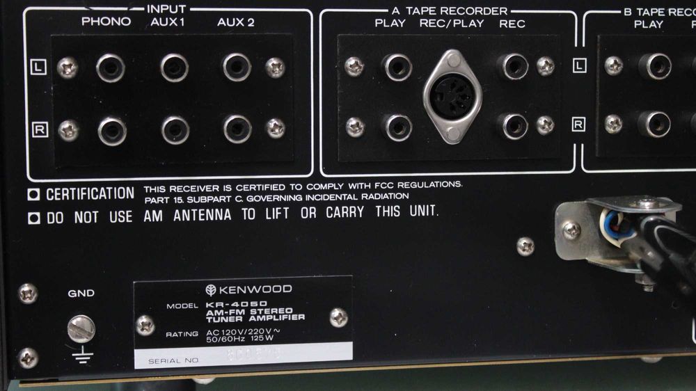 Statie/Amplificator/Tuner Kenwood KR-4050.