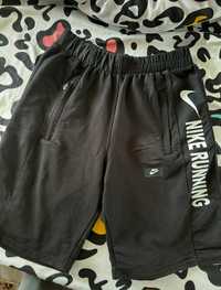 Pantaloni scurti Nike