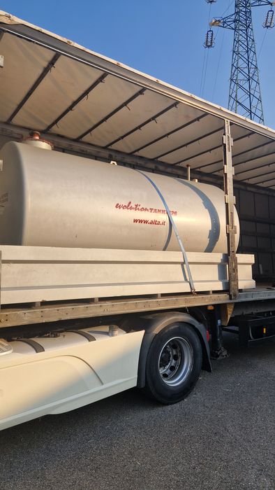 Rezervor motorina,9000 L   panouri sandwich ,