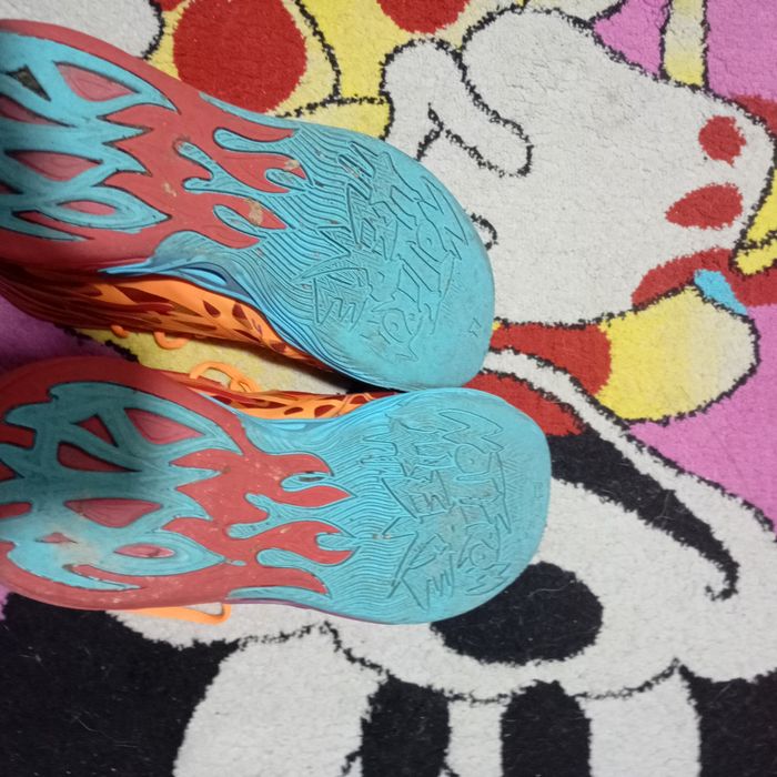 Кроссовки lamelo