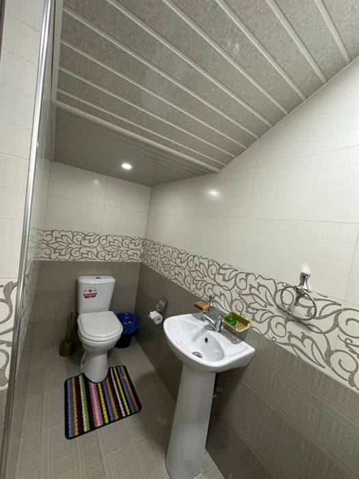 Уй сотилади 9,5 сотих