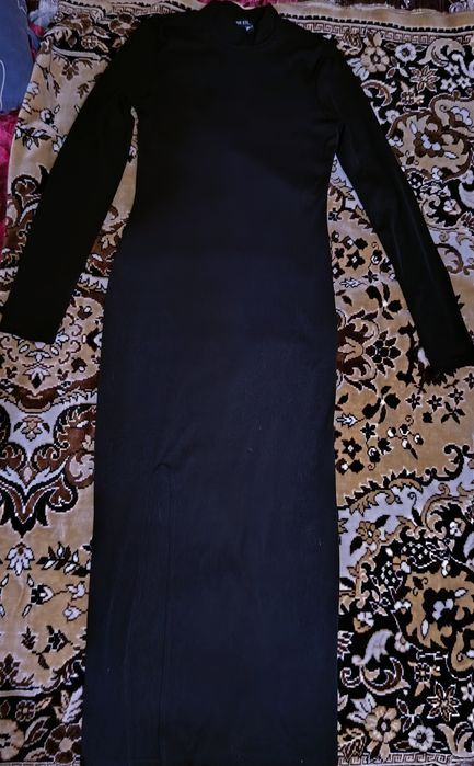 Продам платье длинное в пол р 40-42