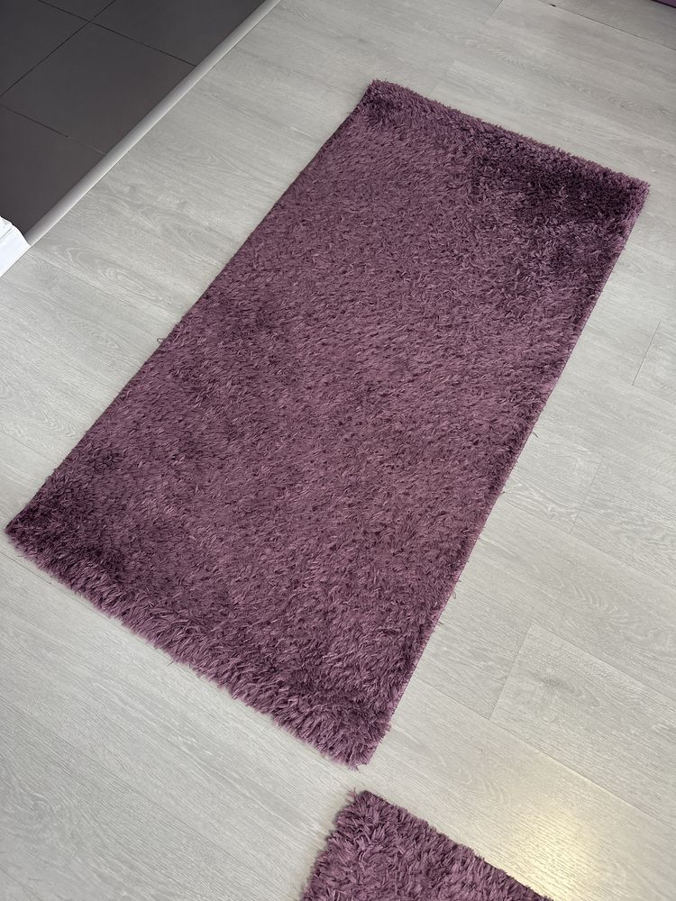Covoare mov 80 x 150 cm si 150 x 230 cm