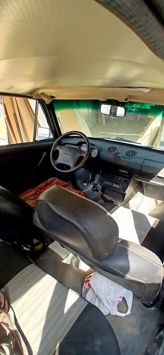 Vaz 2102 Sotiladi..
