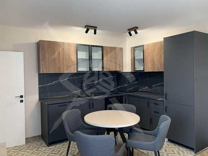 Двустаен апартамент - м-т Пчелина - 181174