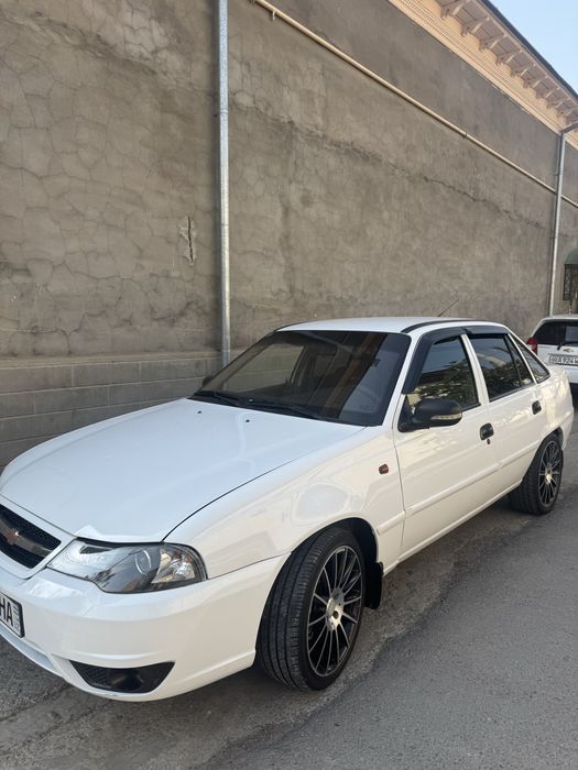 Sorochna sotaman Nexia 2 sons gibrit metan super bez  pasni oqing