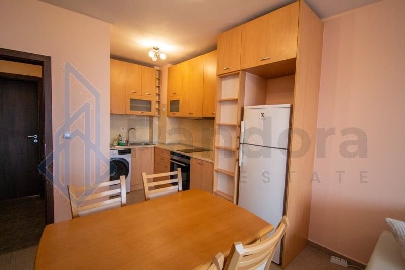Дава се под наем Двустаен апартамент в София, Зона Б-19 - 60 кв.м за 433.5 € - Снимка #2
