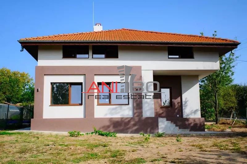 Продава се Къща в с. Здравец, Област Варна - 122 кв.м за 1763 €/кв.м - Снимка #2