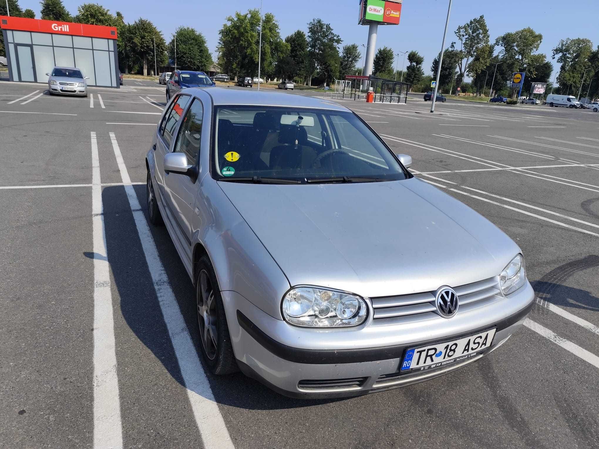GOLF 4  1.6 100 CP