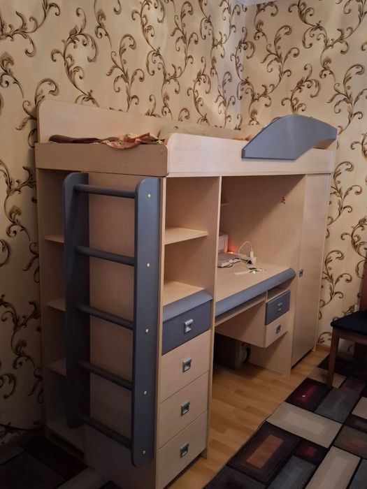 Кровать двухярусная