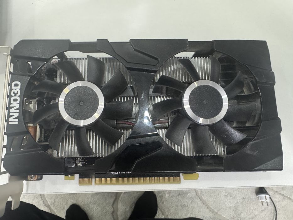 Видеокарта gtx1650 4gb