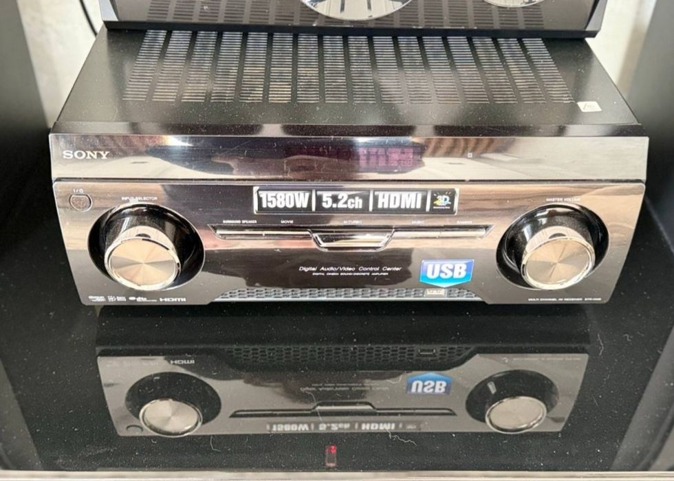 SONY muzikalni sentr 5.2