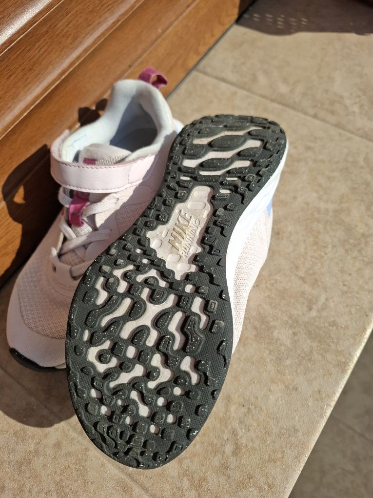 Nike детски маратонки