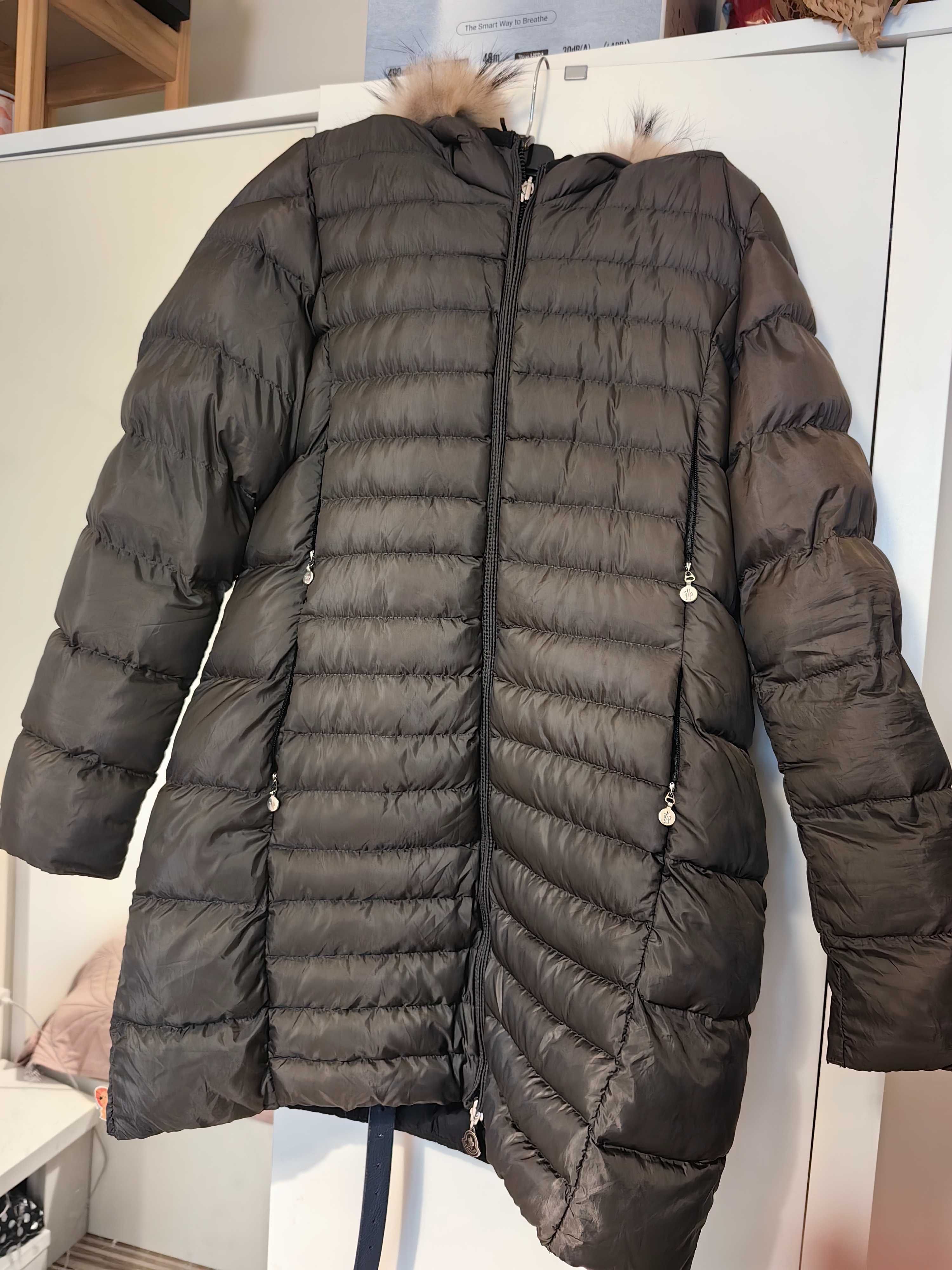 Яке Moncler Оригинално размер 4