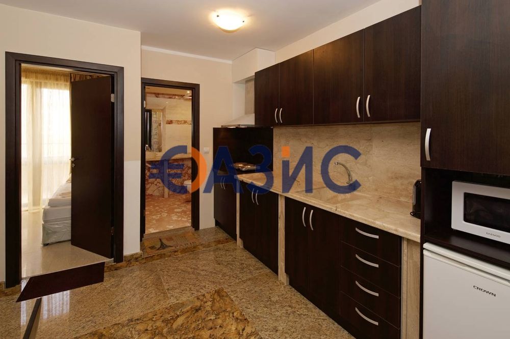 Продава се Тристаен апартамент в к.к. Слънчев бряг - 78 кв.м за 1300 €/кв.м - Снимка #7